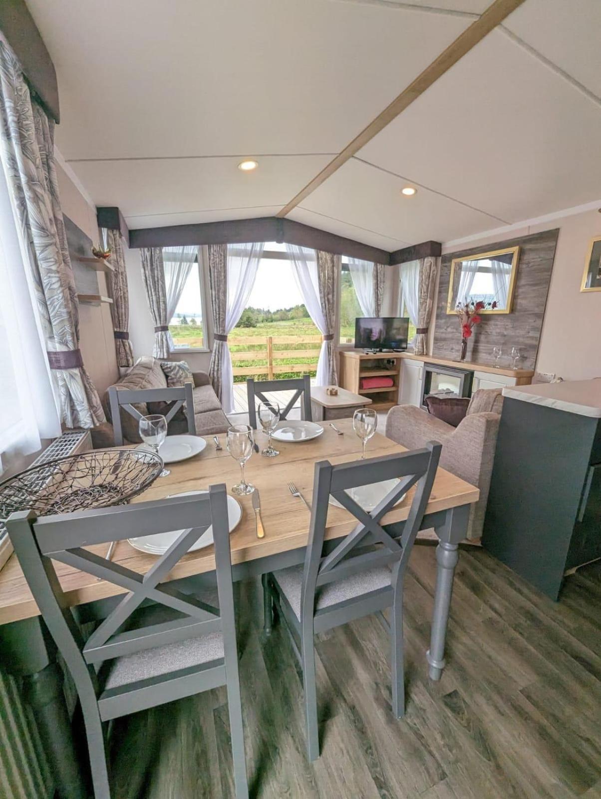 Villa Swift Bordeaux Sea View No 3 Dunoon Esterno foto